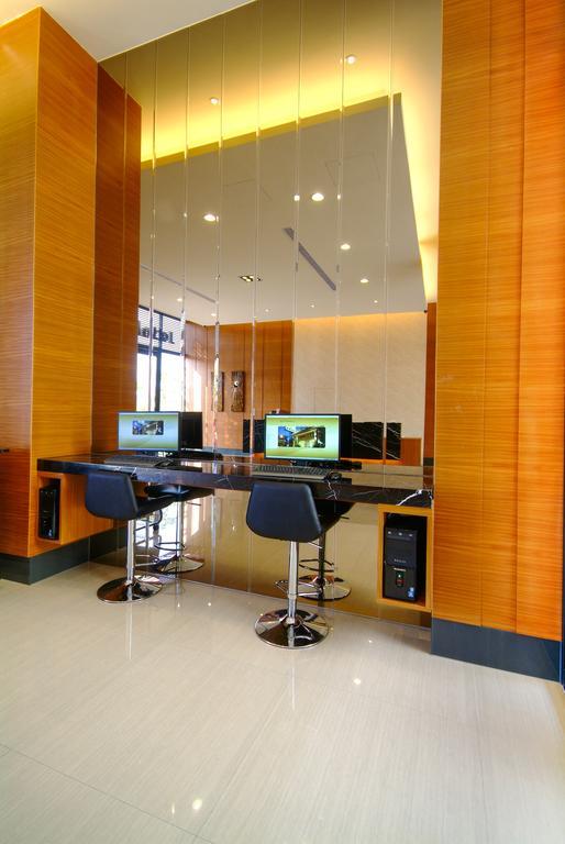 F Hotel Tainan Exterior photo